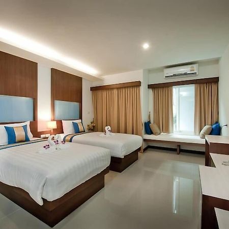 Tuana Blue Sky Patong Hotel Exterior photo